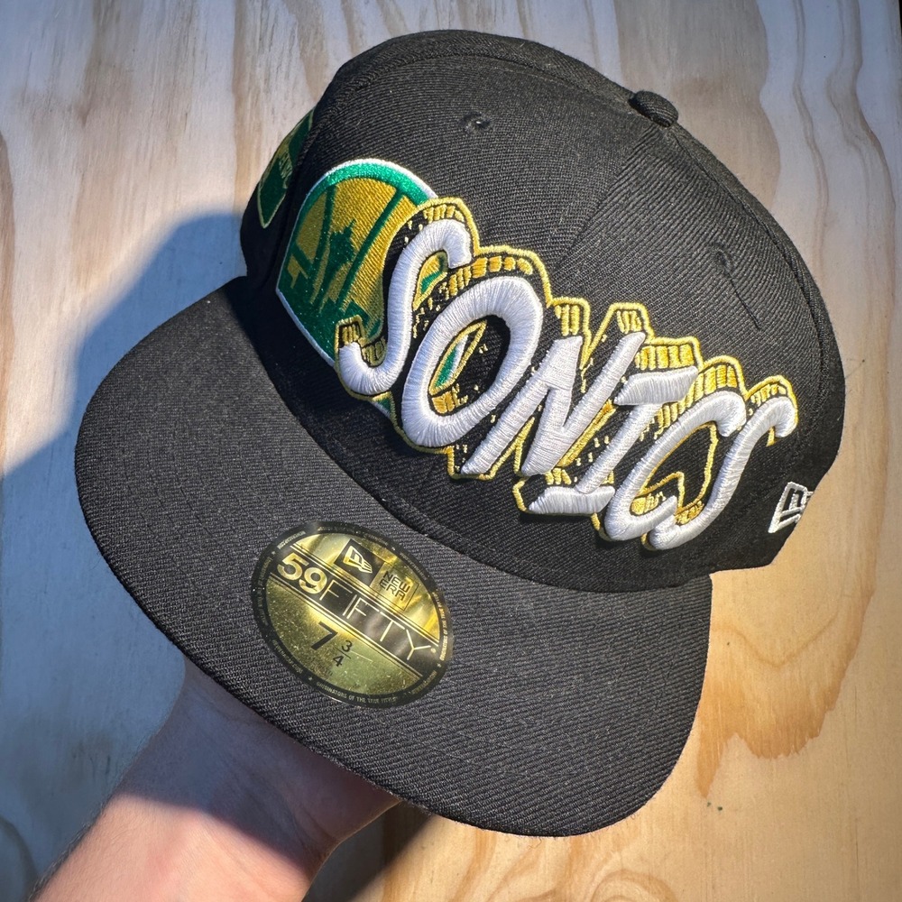New Era Seattle SuperSonics NBA Hardwood Classics 59FIFTY Fitted Hat 7 3/4 Black